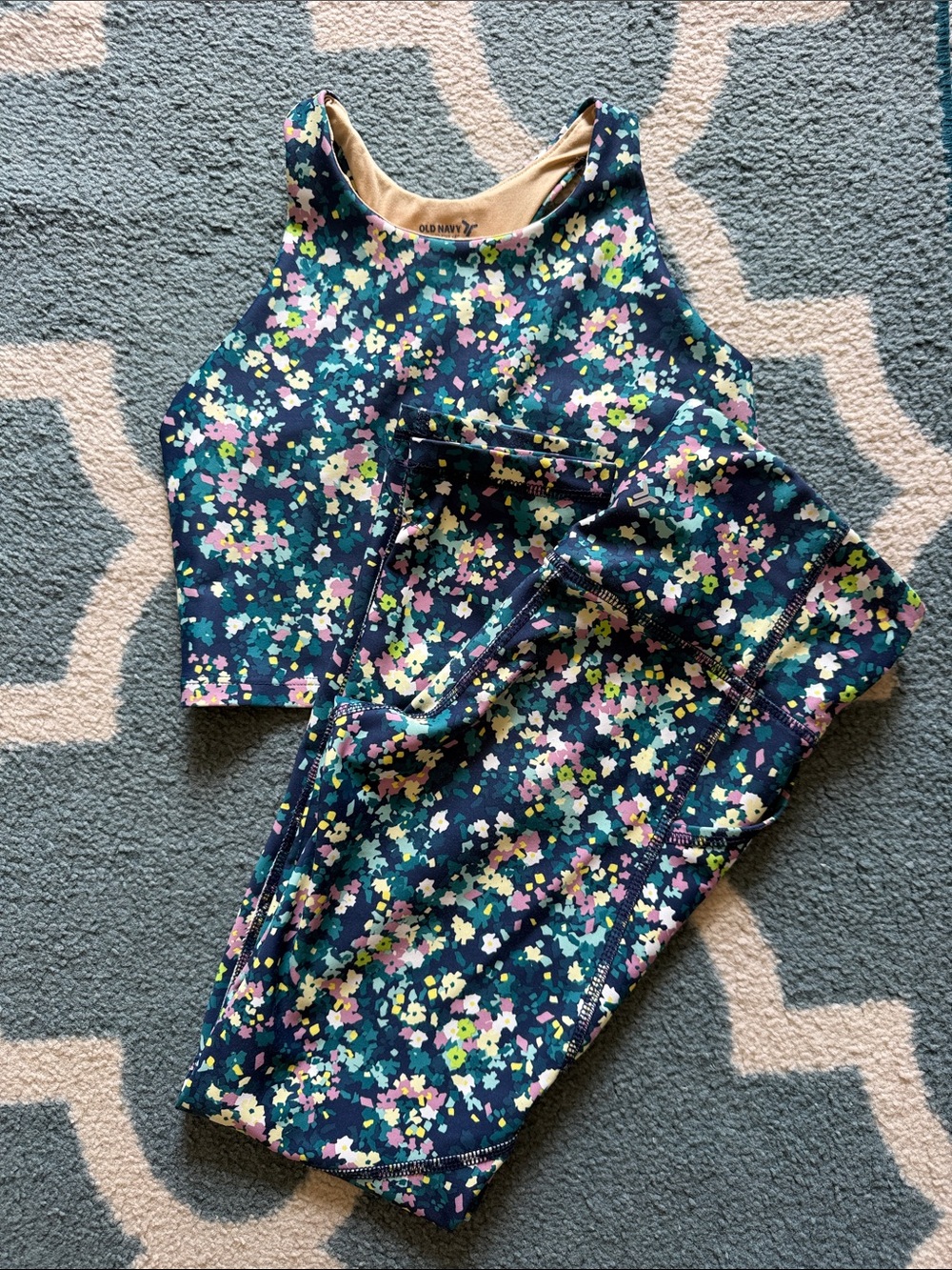 Old Navy Navy Floral Crop Tank and Legging Workout Set